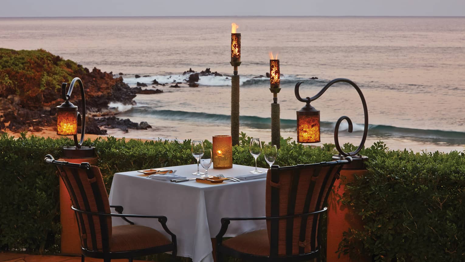 Wailea Restaurants Fine Dining Hawaii Four Seasons Resort Maui Ferraro S Bar E Ristorante