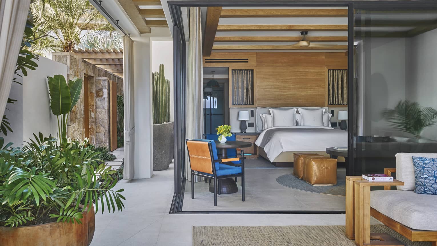 Beautiful Four Seasons room in Cabo Del Sol