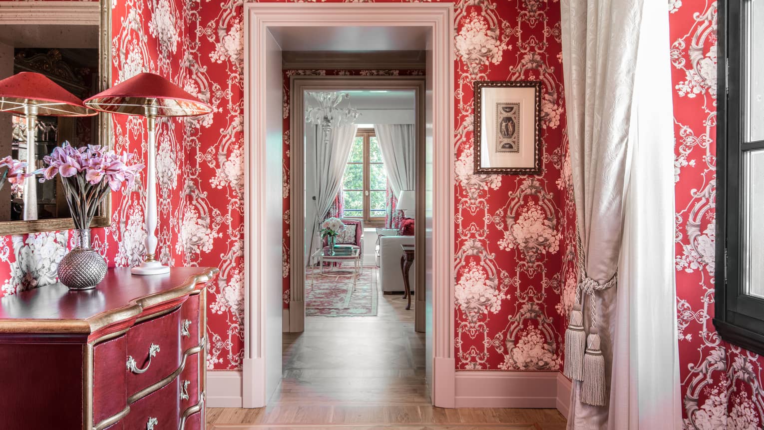 Red and white floral wall paper of one-bedroom suite at Four Seasons Hotel Florence