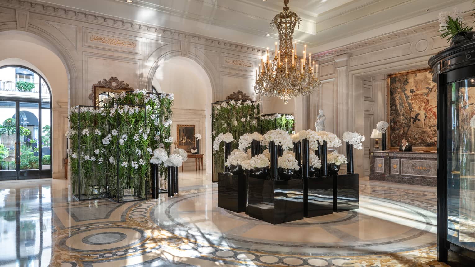 Luxury 5-star hotel lobby with glamorous chandelier