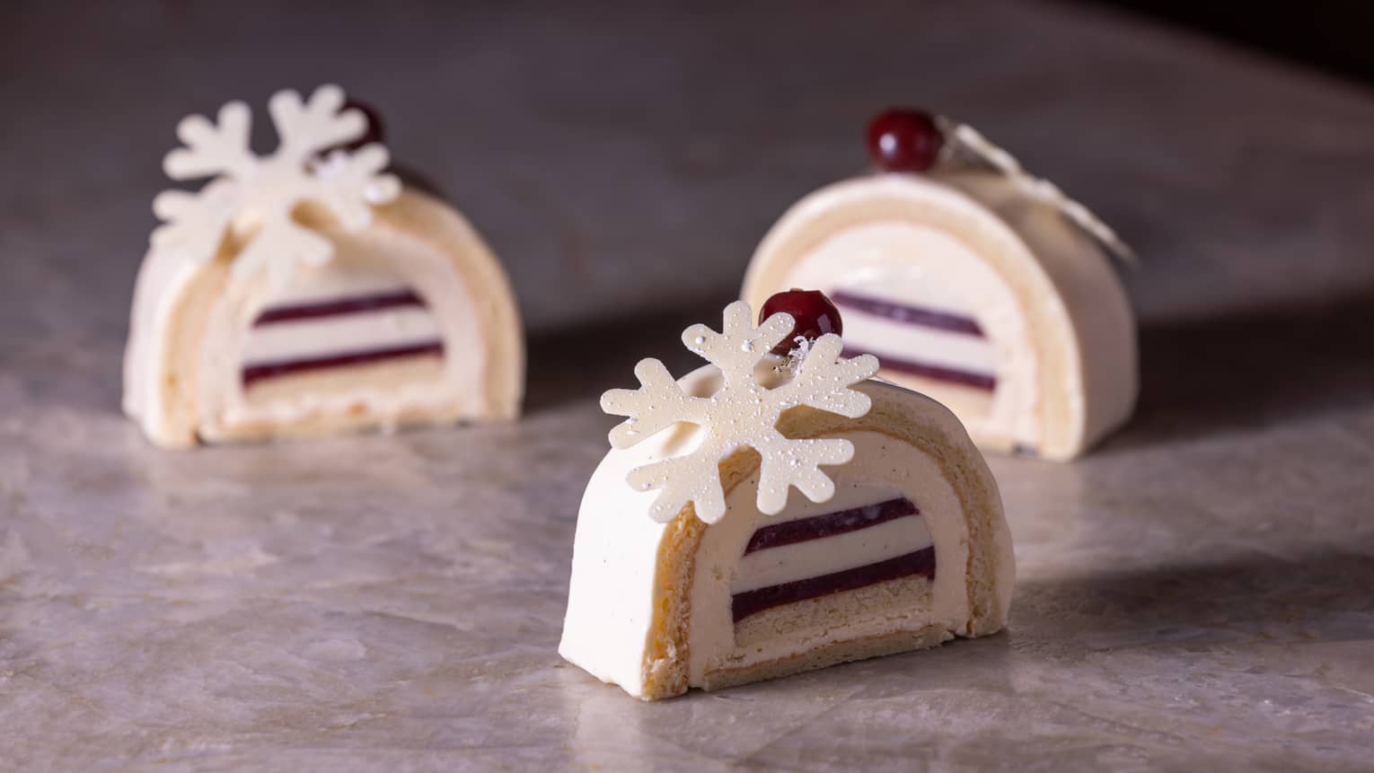 Festive opera cakes