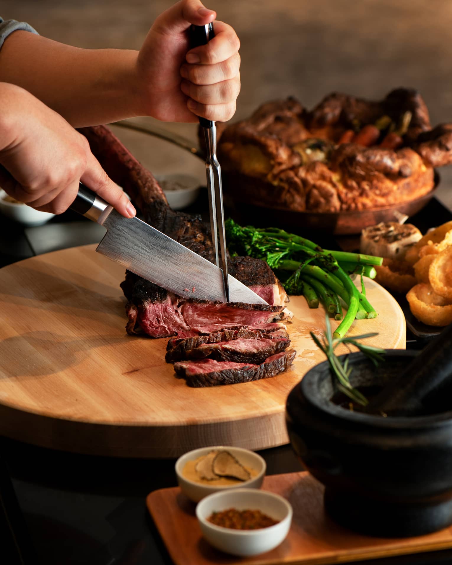MB6 Wagyu Tomahawk - Tableside Signature