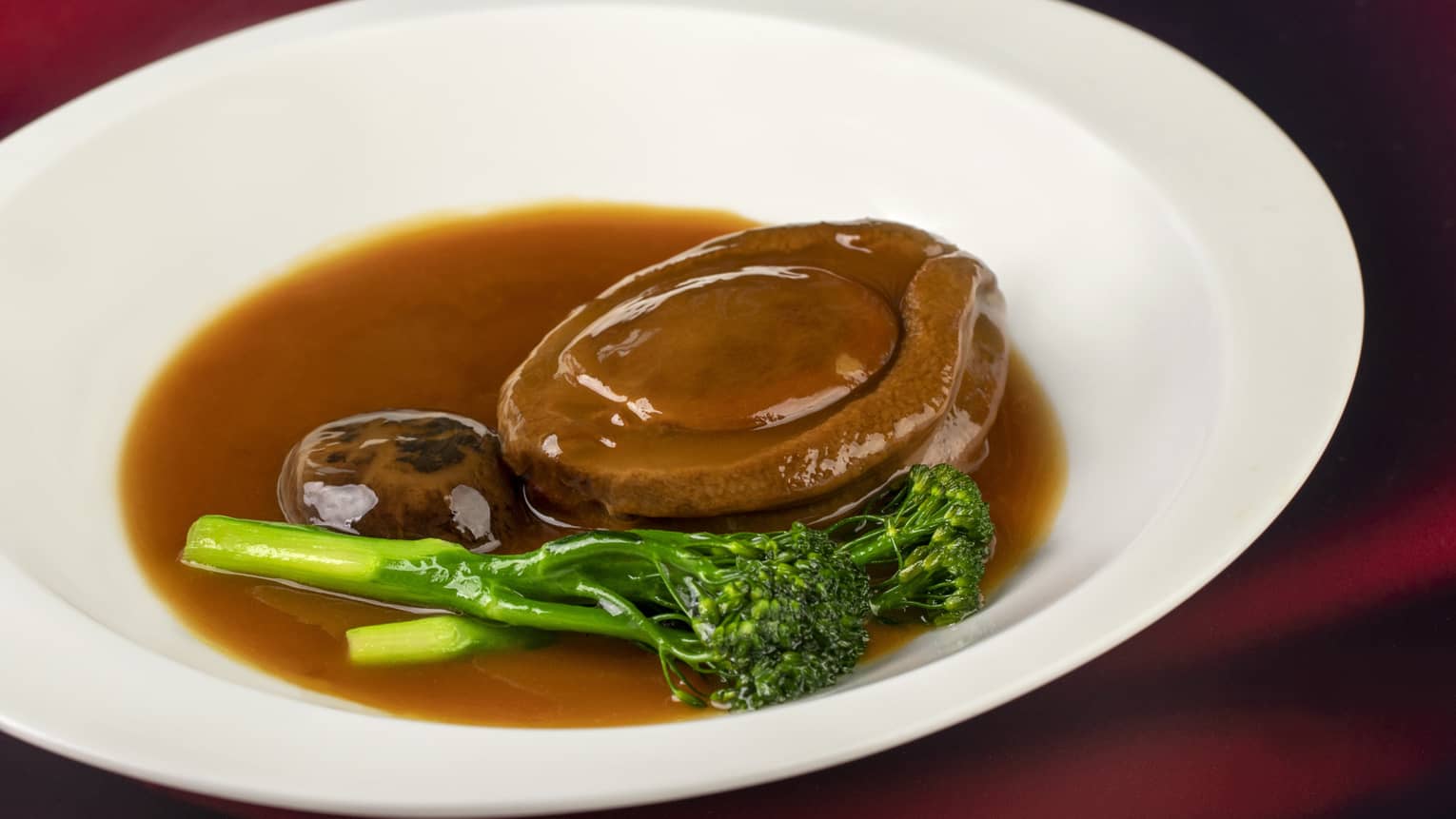 Award-Winning Chinese Fine Dining Restaurant | Four Seasons Hotel Beijing