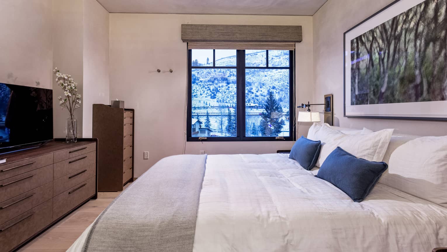 Four Seasons Hotels and Resorts | Luxury Hotels | Four Seasons