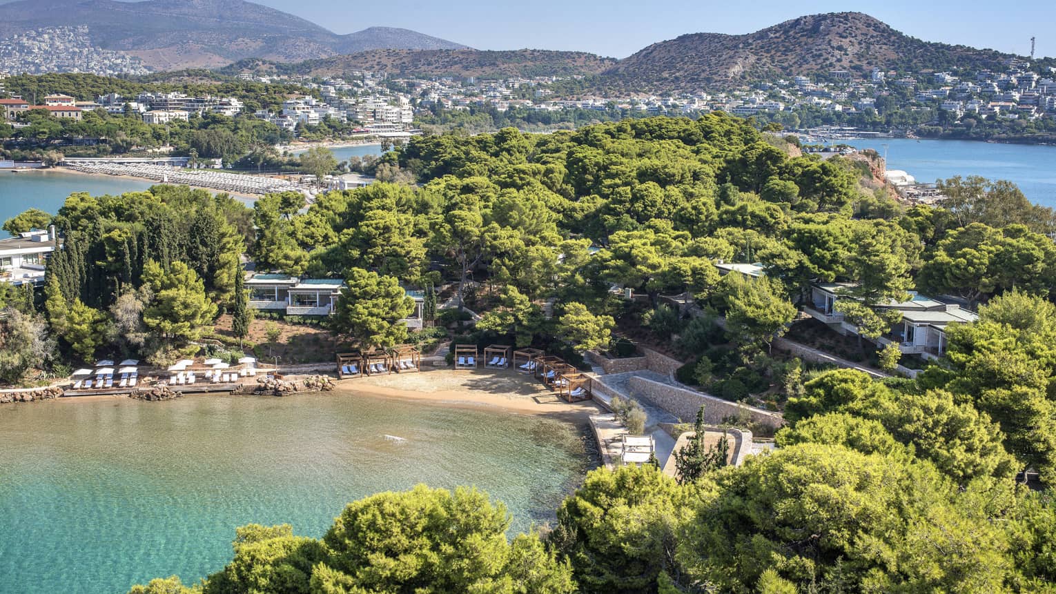 This image depicts our Hotel from above, the greenery and water that surrounds it and is connected to sustainability and ESG