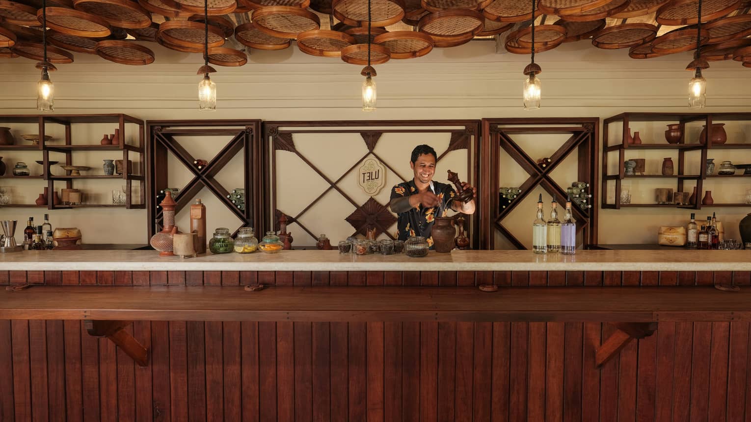 Telu, Zero-Waste Bar