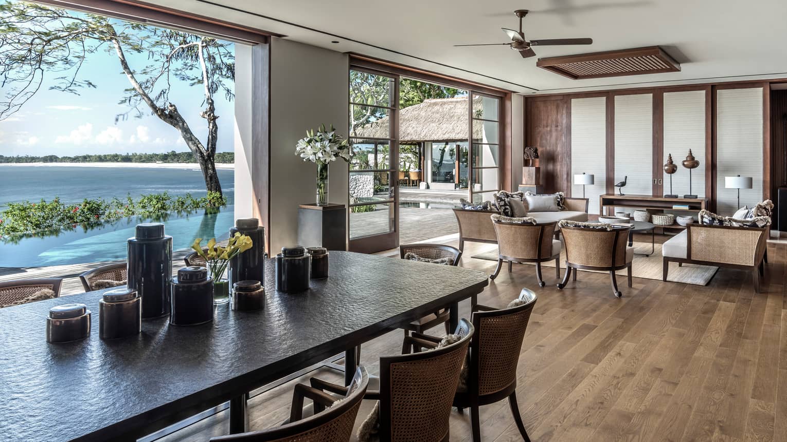 44+ Oberoi Luxury Villa Four Images