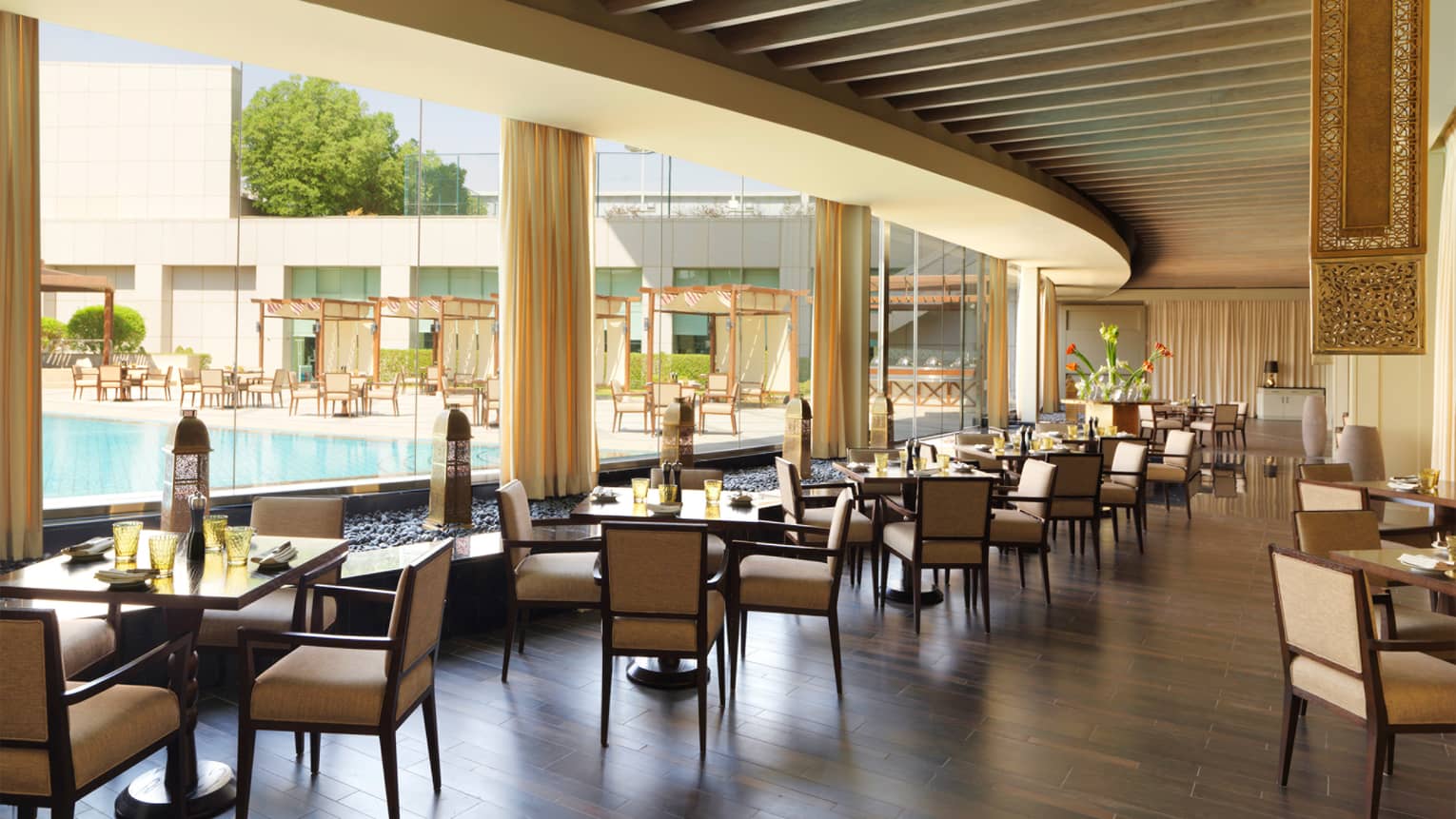 Fine Dining Riyadh Restaurant Elements at Four Seasons Hotel Riyadh