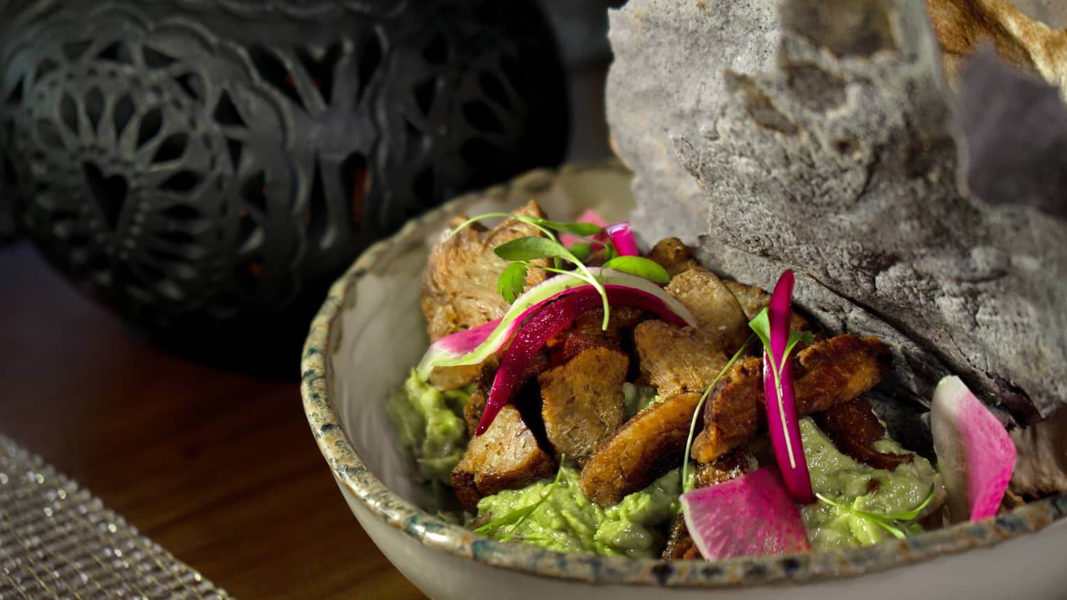 Guacamole in a bowl.