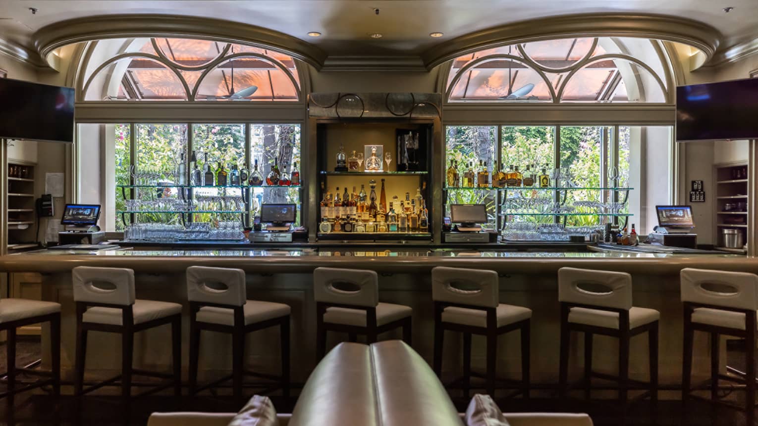 The Lounge bar area at Four Seasons Hotel Los Angeles