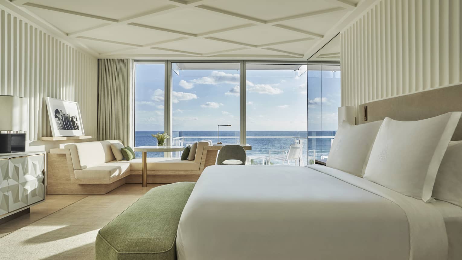 Hotel Suites Miami Beach Area Luxury Rooms Four Seasons Surfside