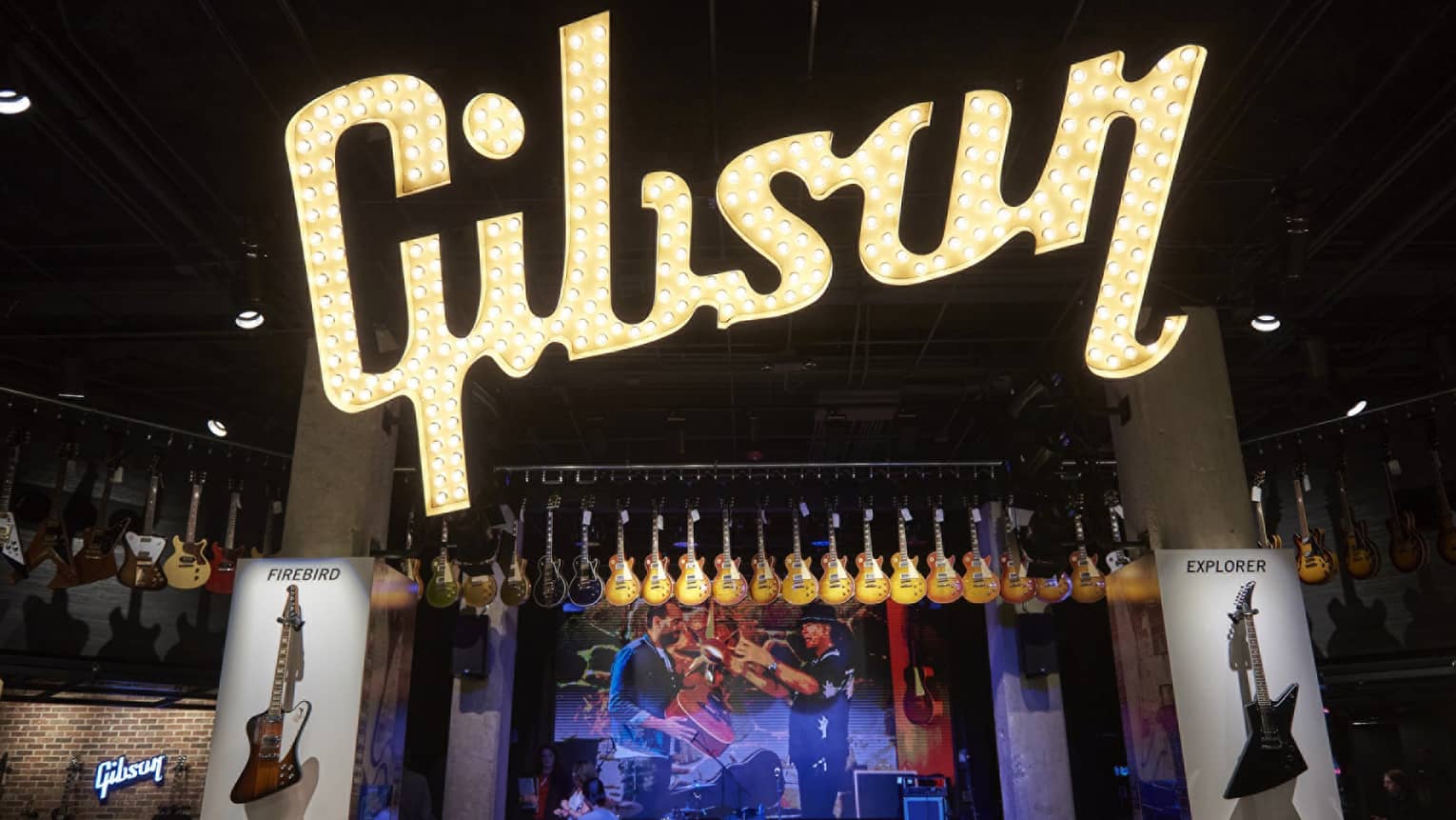 Gibson guitar