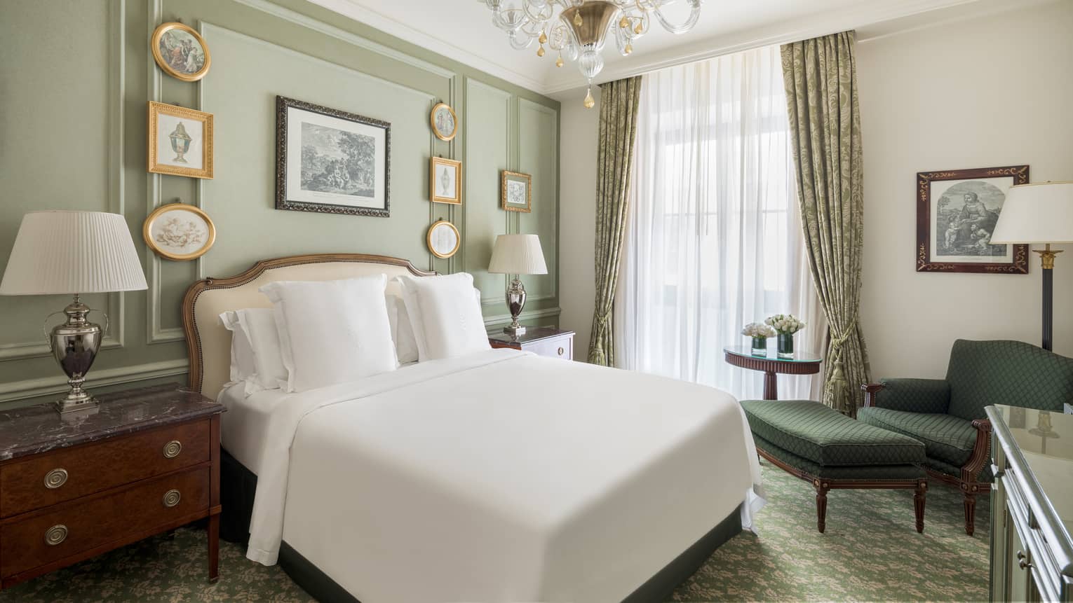 Superior Room | Hotels in Florence | Four Seasons Hotel Firenze