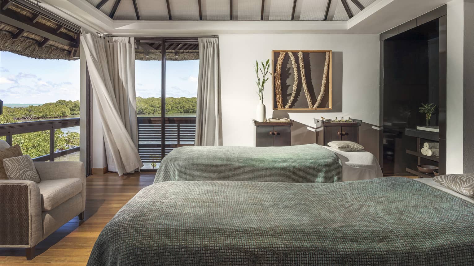 Twin Spa Treatment Room