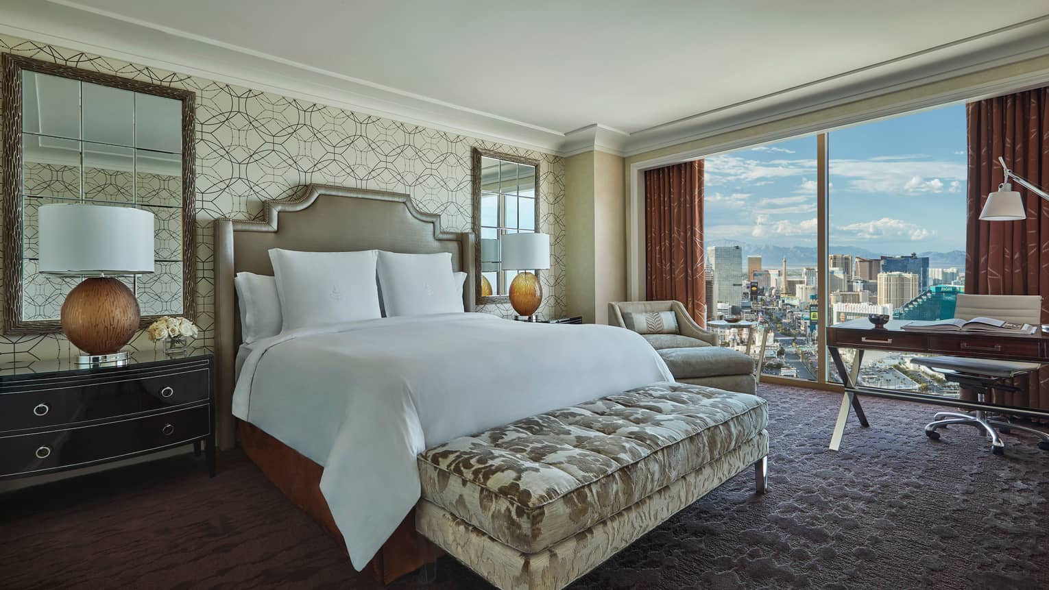Las Vegas Luxury Hotel | 5-Star | Four Seasons Hotel Las Vegas