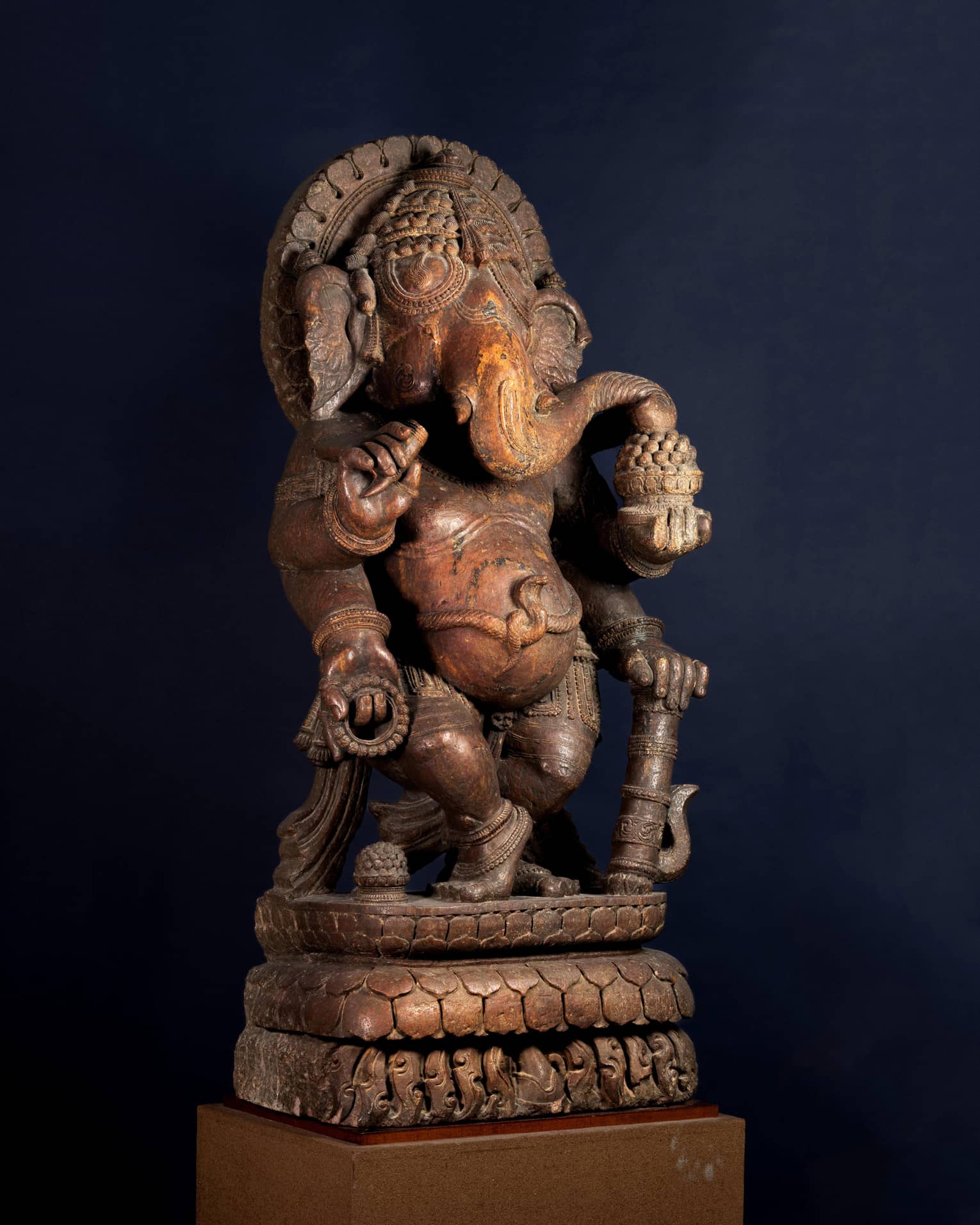 Antique Chinese statue, Princess Gayatri Devi collection (1919-2009)