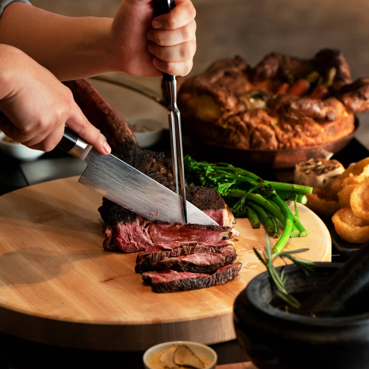 MB6 Wagyu Tomahawk - Tableside Signature