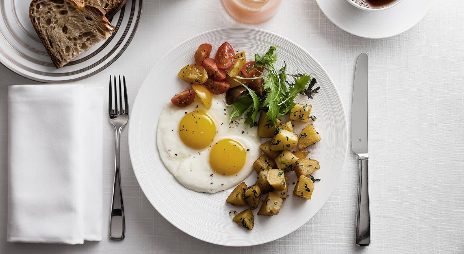 Fine Dining | Four Seasons Hotel Jakarta