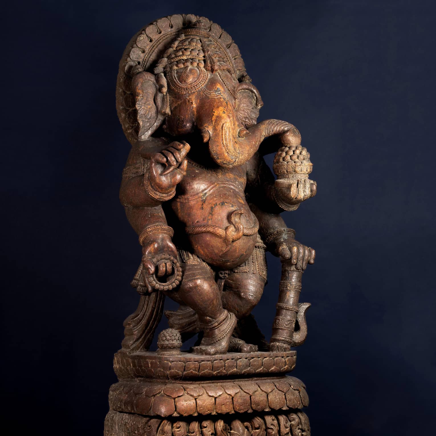 Antique Chinese statue, Princess Gayatri Devi collection (1919-2009)