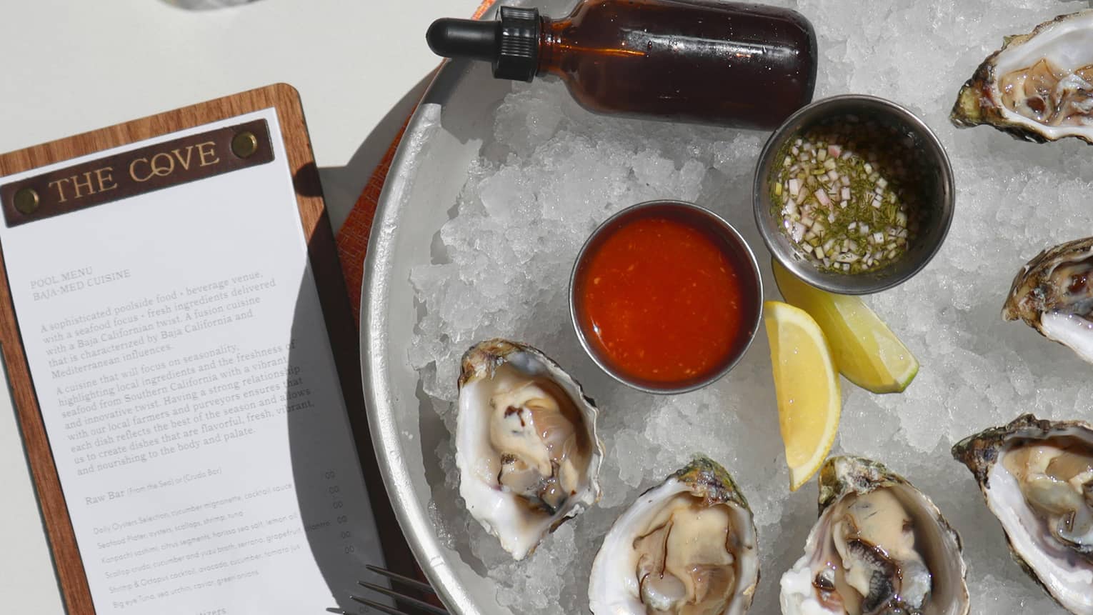 Oysters on ice.