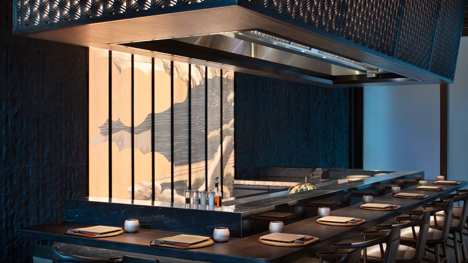 Teppanyaki counter at Matsuyi