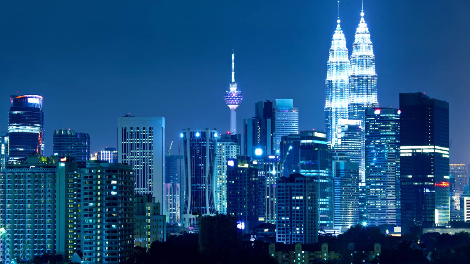 kuala lumpur skyline at night