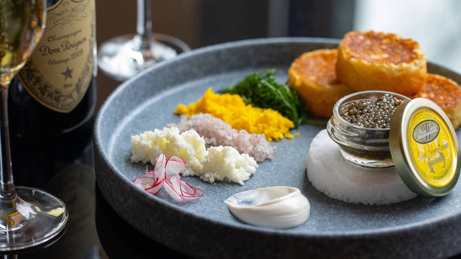 Photos & Videos of Four Seasons Hotel New Orleans