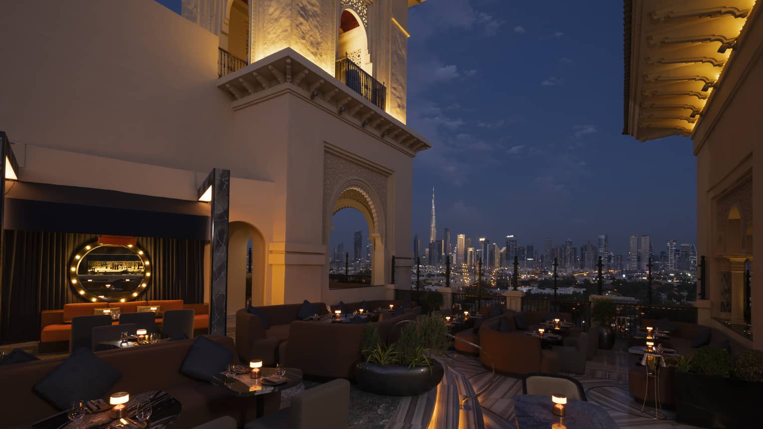 Dubai Bar Hendricks Bar at Four Seasons Resort Jumeirah Beach