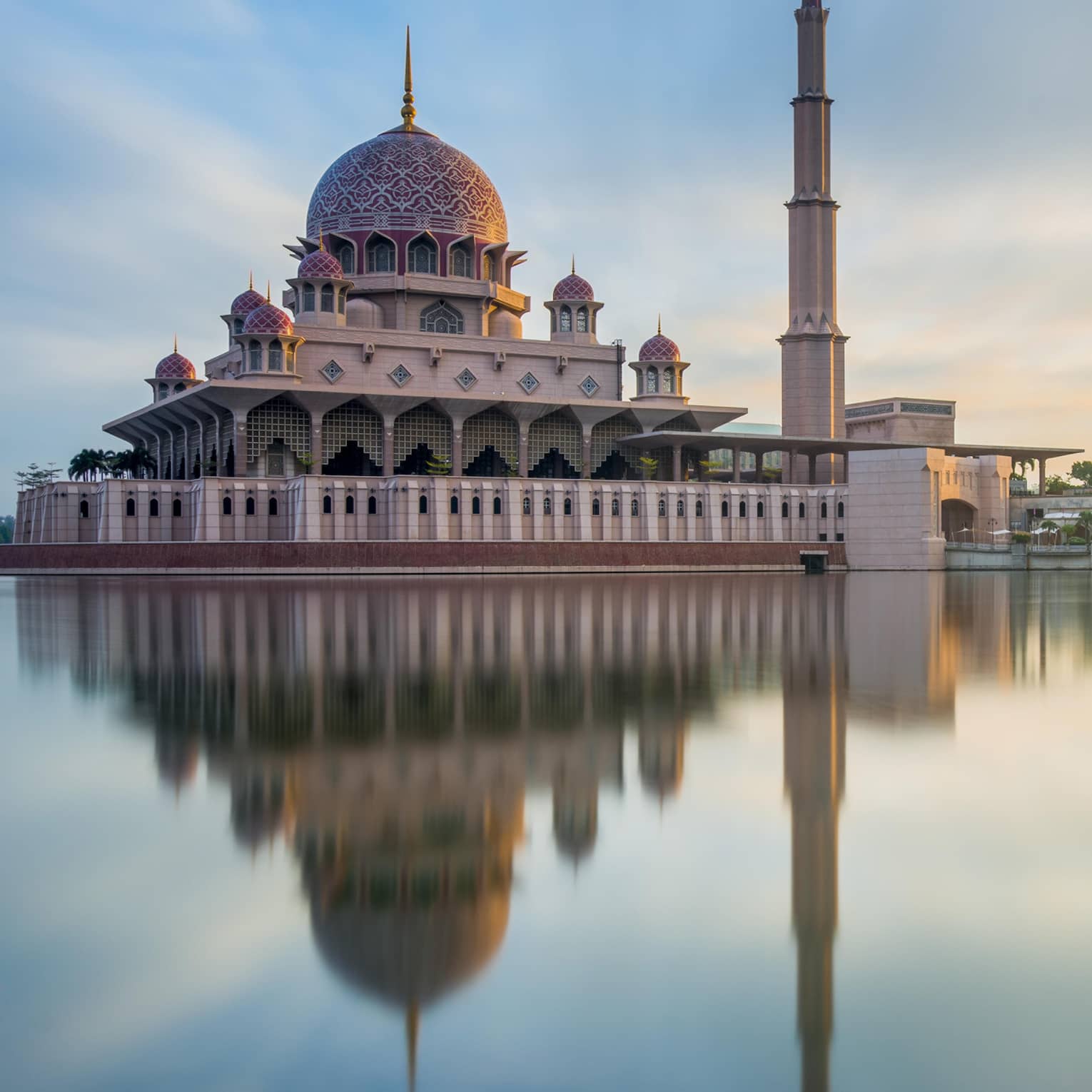Putra Mosque reflects off the river 
