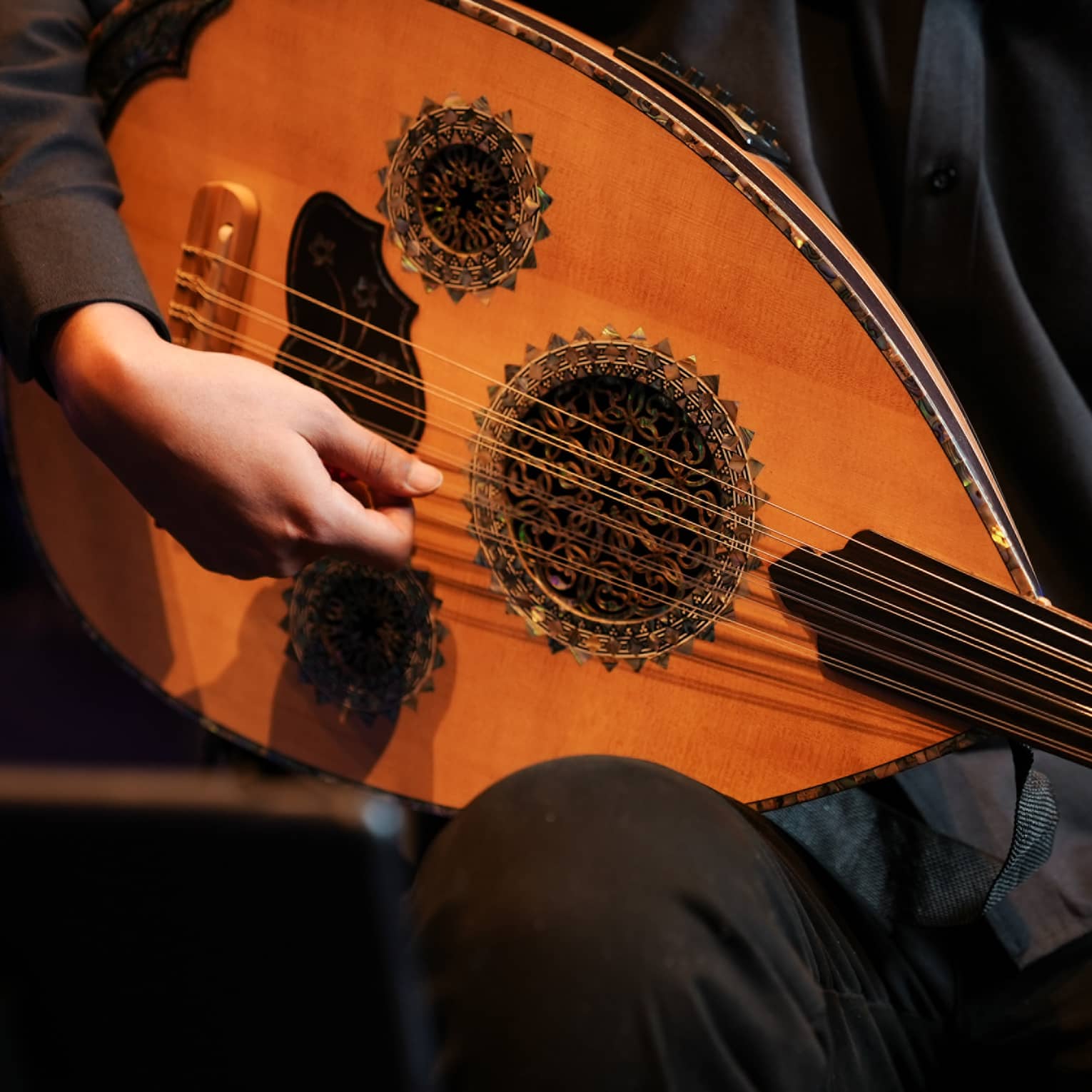 Oud player