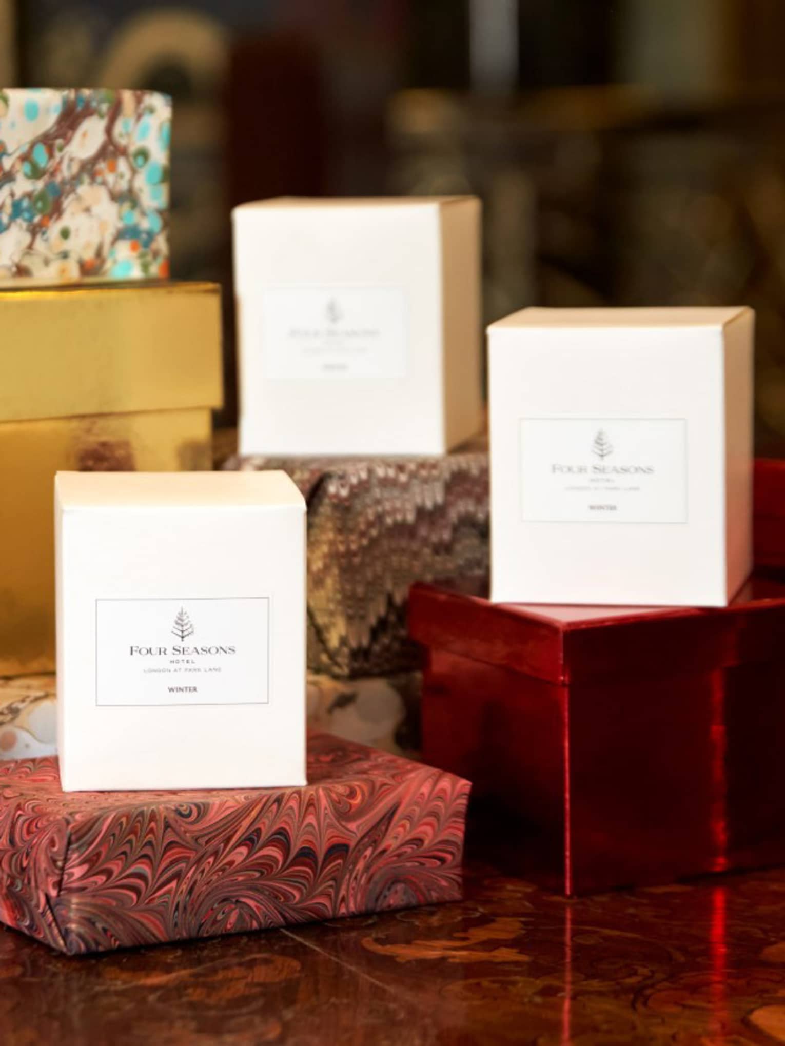 Four Seasons gift boxes and wrapped gifts at London Christmas hotel,Four Seasons gift boxes and wrapped gifts at London Christmas hotel.,Four Seasons gift boxes and wrapped gifts at London Christmas hotel.