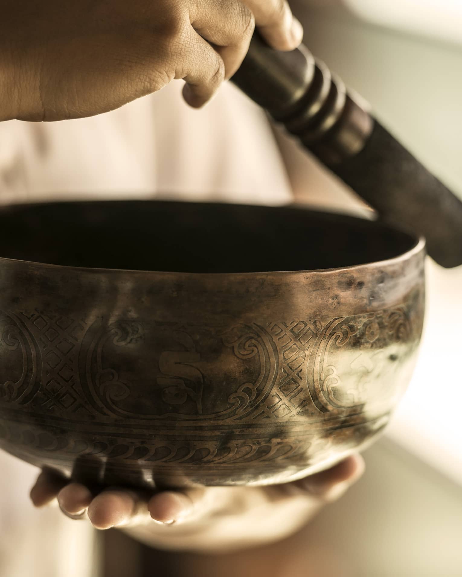 Singing bowls for wellness