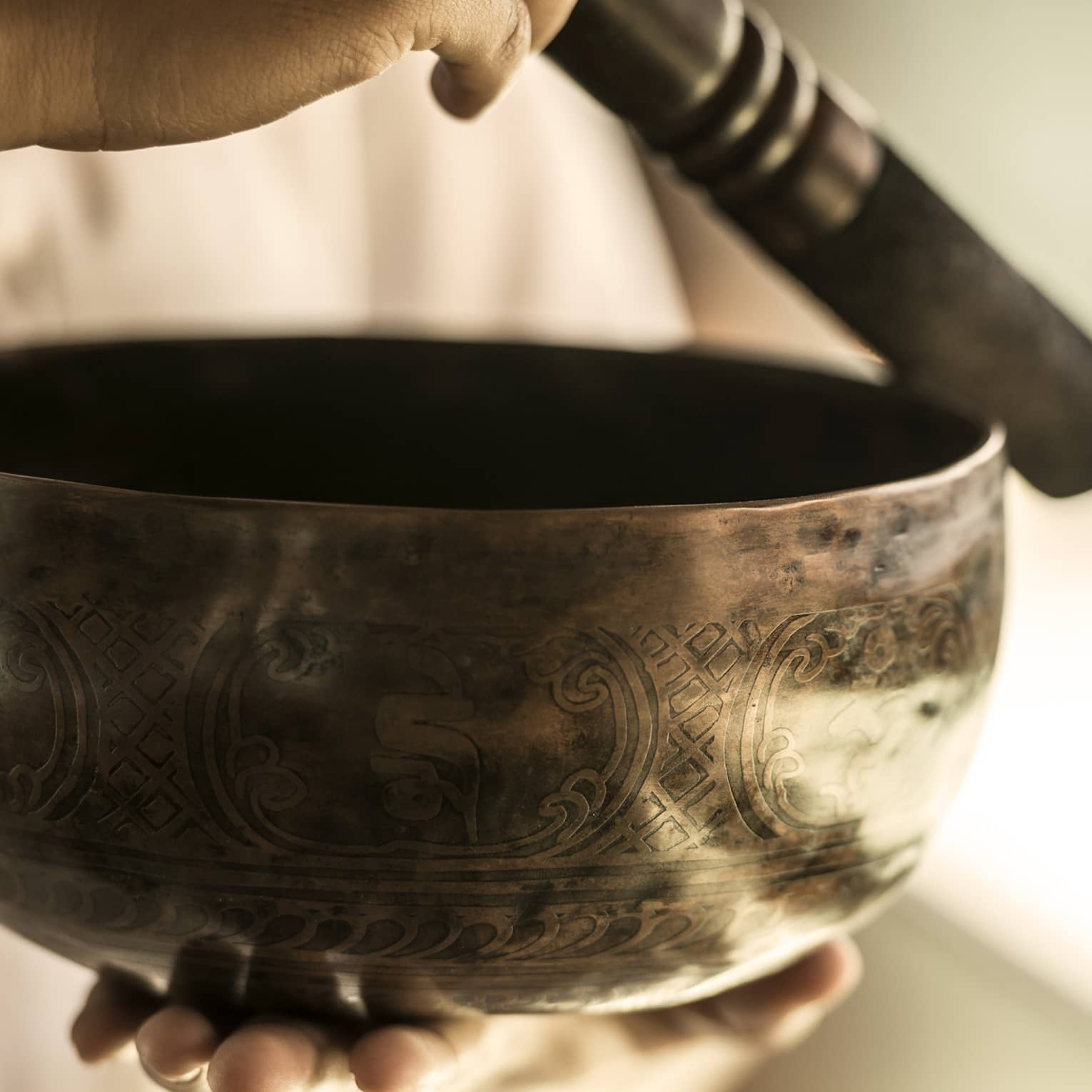 Singing bowls for wellness