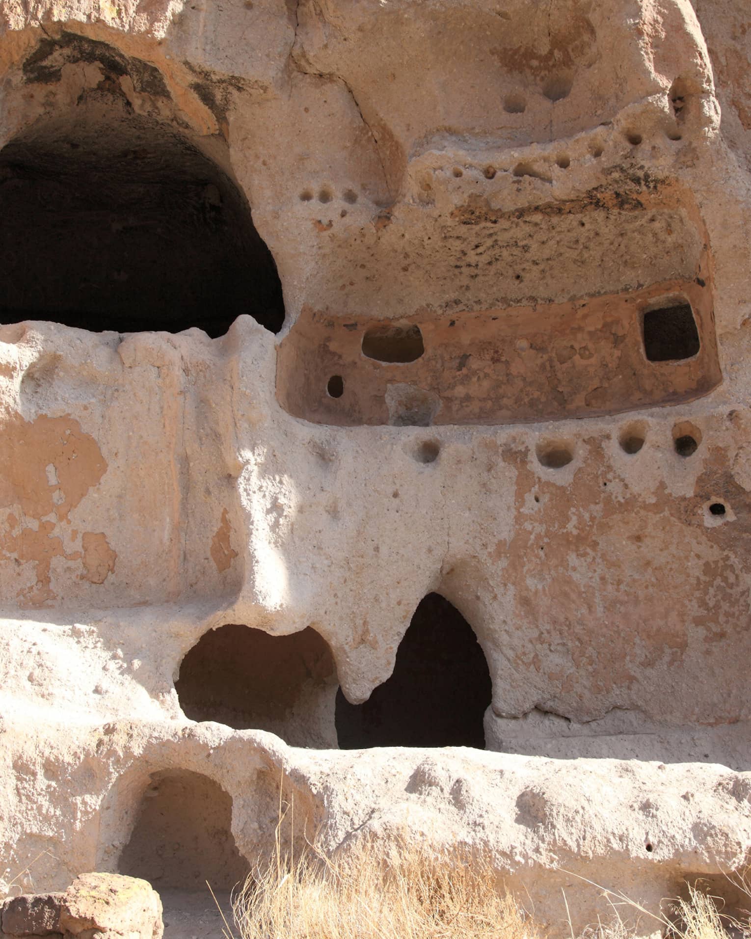 Bandelier National Monument cliff dwelling 