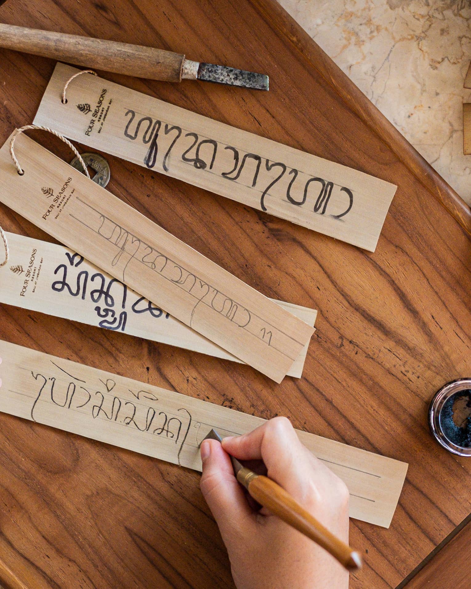Aksara, traditional Balinese script