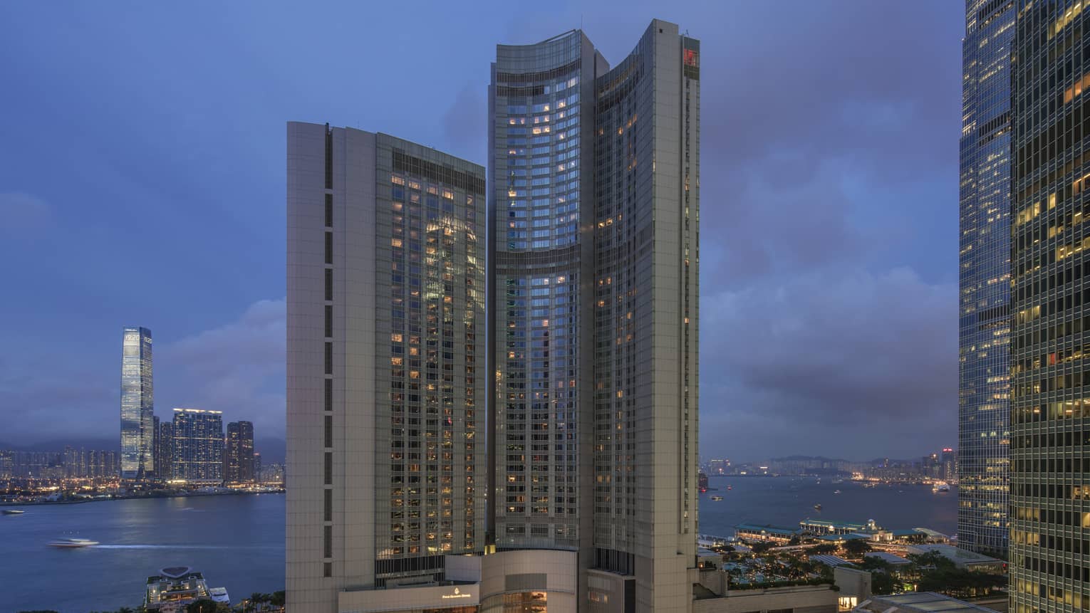 Luxury Hotel On Hong Kong Island Four Seasons Hong Kong