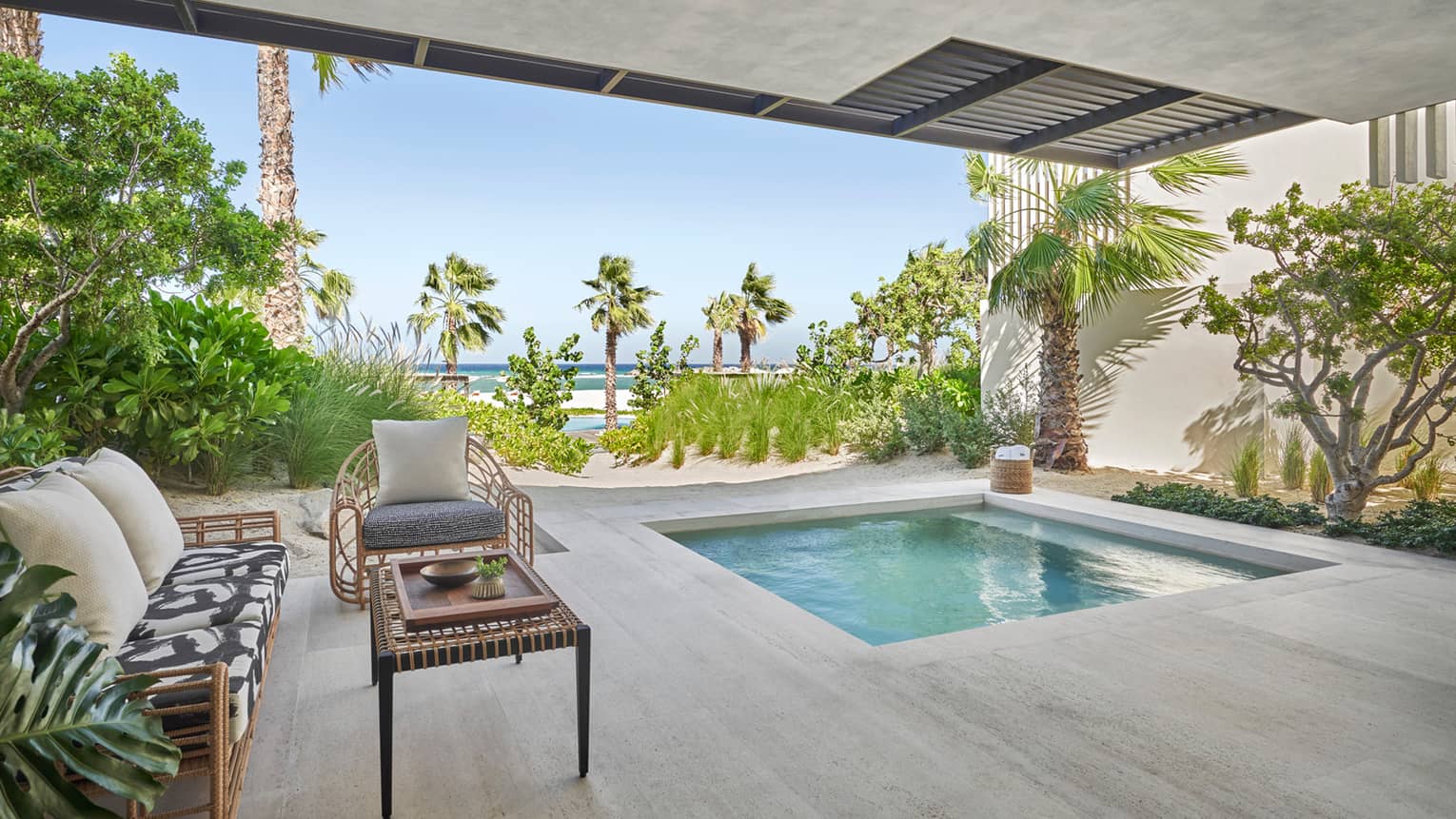 Modern outdoor patio and wading pool in Ocean Executive Suite