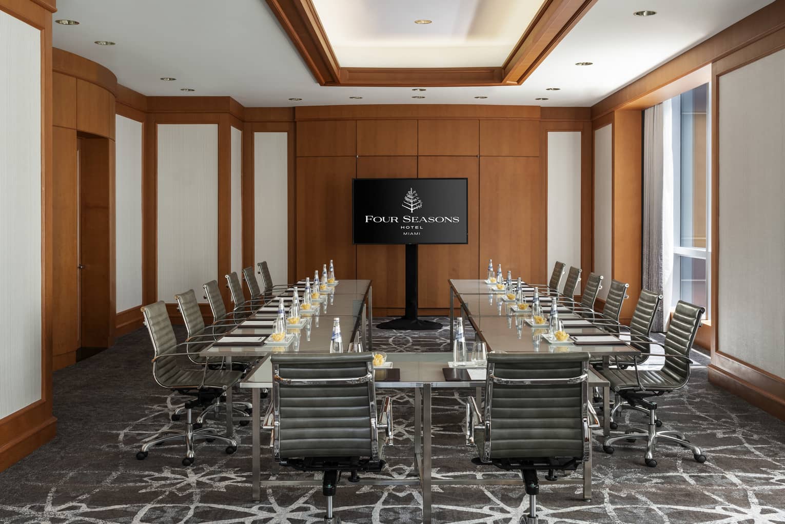 A view of the Key Biscayne Meeting Room 