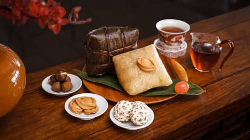 Rice dumpling set with tea