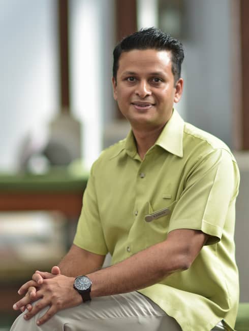 Portrait photo of spa director Dr Kannan Nettath