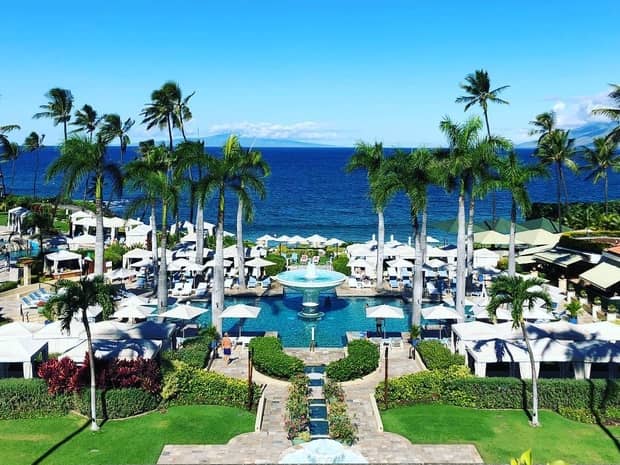 Serenity Pool Luxury Cabanas