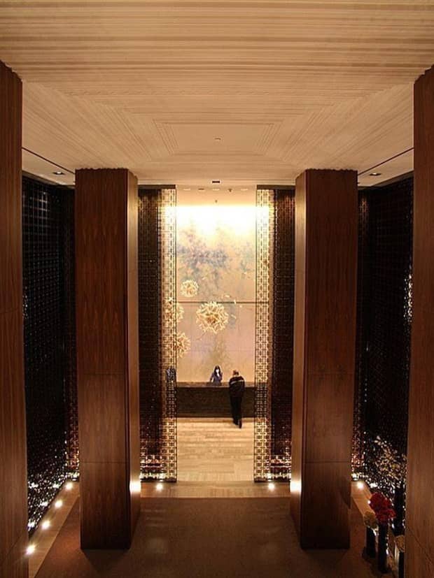 Toronto Luxury Hotel Downtown Yorkville 5 Star Hotel