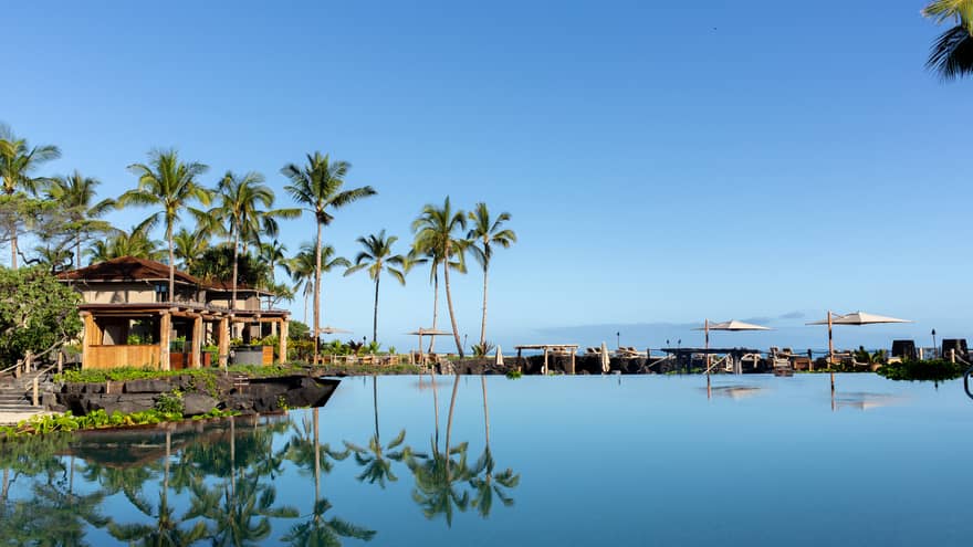 Infinity pool at tropical Hualalai resort