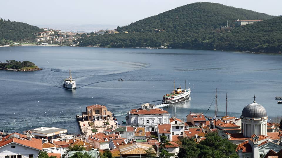 Princes Islands, view over rooftops, boats, water and mountains