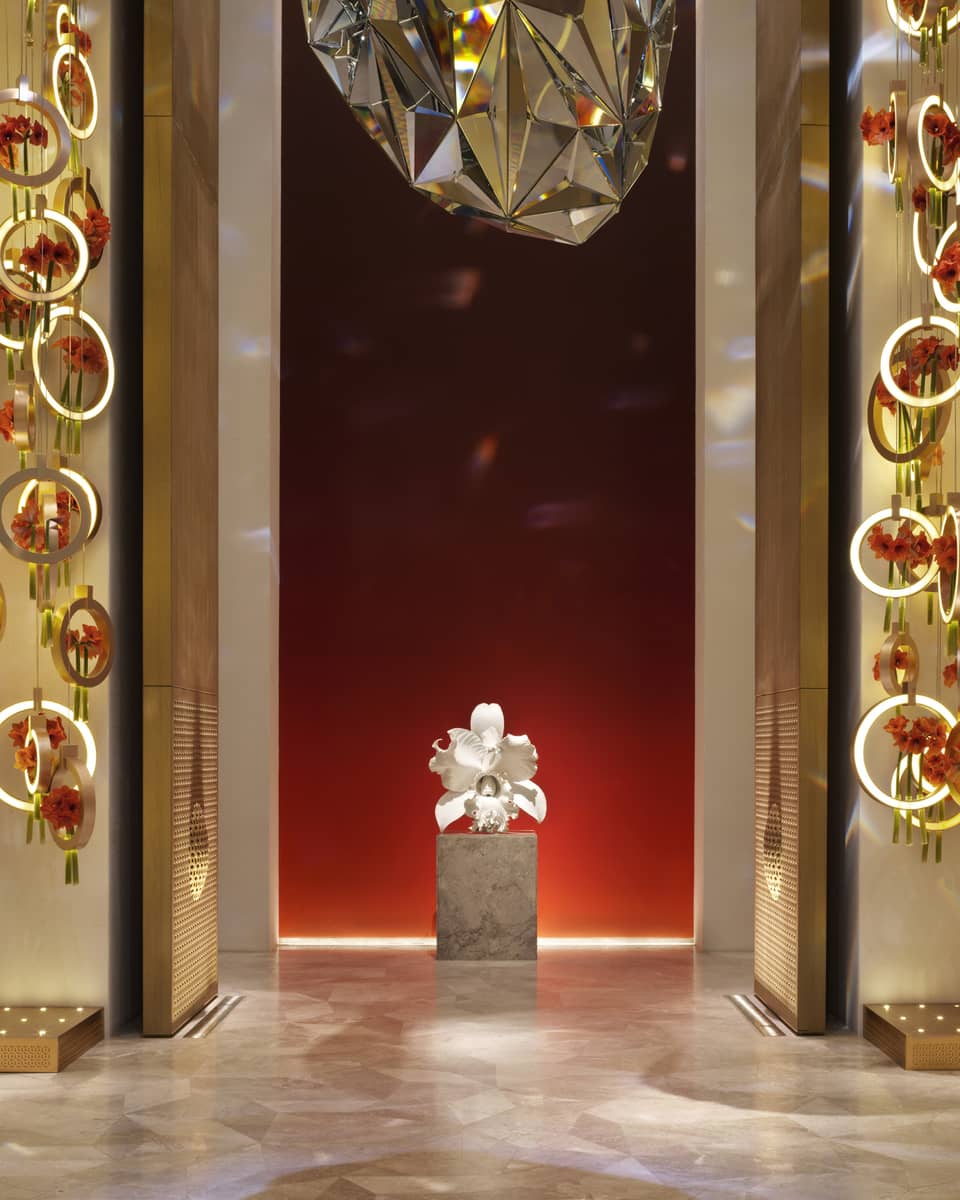 Art sculpture in hotel lobby