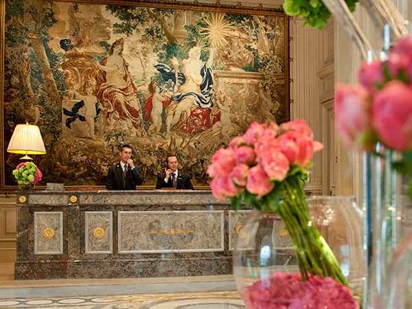 Four Seasons Hotel Paris 