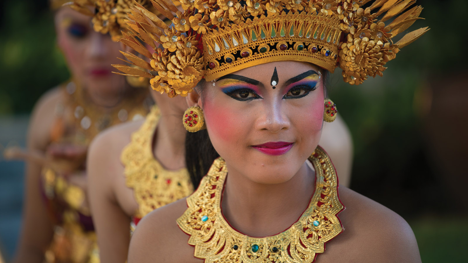 Traditional Dining in Bali at Jimbaran Bay