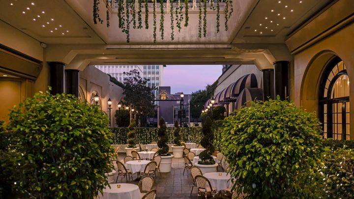 The Best 22 Restaurants Near Beverly Wilshire, A Four Seasons