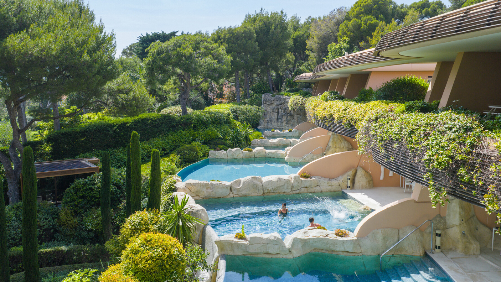 Three Ways to Experience the French Riviera in Ultimate Suite Style