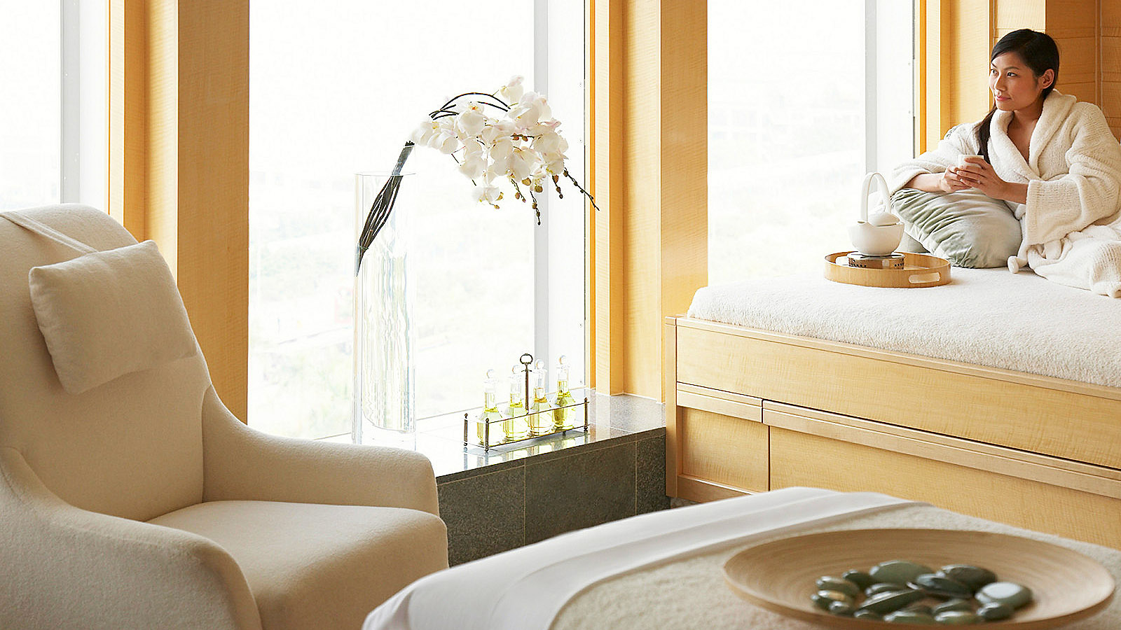 Manicures at the Spa at Four Seasons Hotel Hong Kong